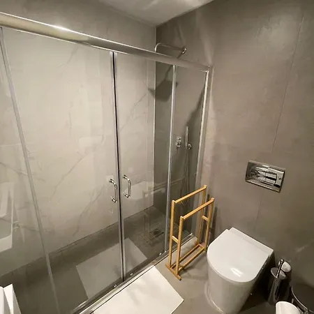 Cc Downtown Palace - F Apartment